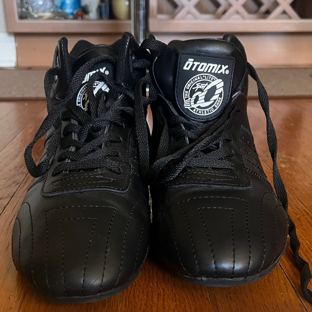 OttoMix Black Athletic Shoes for Men